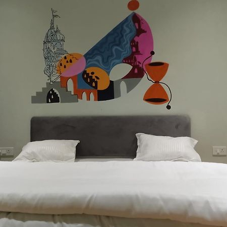 My Roomz Banaras Benares Buitenkant foto
